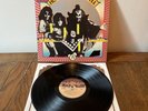 KISS Hotter Than Hell - 1974 Press Casablanca LP  Vintage OG