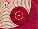 Eric Winstone And His Orchestra:Dr. Who/Pony express:UK Pye:1964