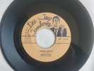 Junior Dean And The Avalons – Chick Chick / Surrender 7