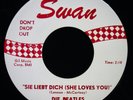 THE BEATLES Sie Liebt Dich (She Loves You) A Top 45 SWAN #S-4152-S-Virtue Studio