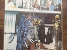 Brian Eno Here Come The Warm Jets vinyl cat# 2302-063, 1977 UK Reissue EX/EX