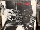 Mötley Crüe Too Fast for Love 12