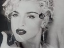 MADONNA VOGUE 45 RPM SINGLE UK VINYL PICTURE DISC (RARE)
