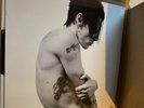 Yungblud Idols Blood Filled Liquid Vinyl Record And Exclusive Postcard In Hands